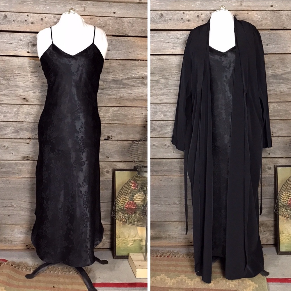 Unmentionables 2 Piece Black Slip & Robe, Small, Polyester Satin Blend